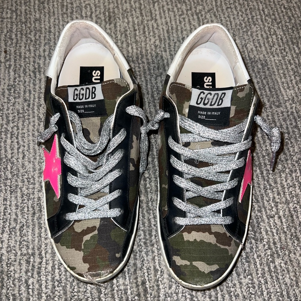 GOLDEN GOOSE sneakers